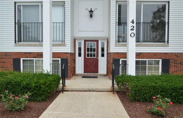 Condos for sale in Rochester Park Rochester MI 